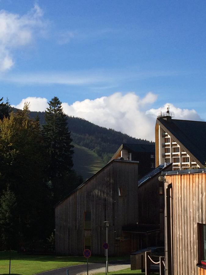 Ht Chalet *